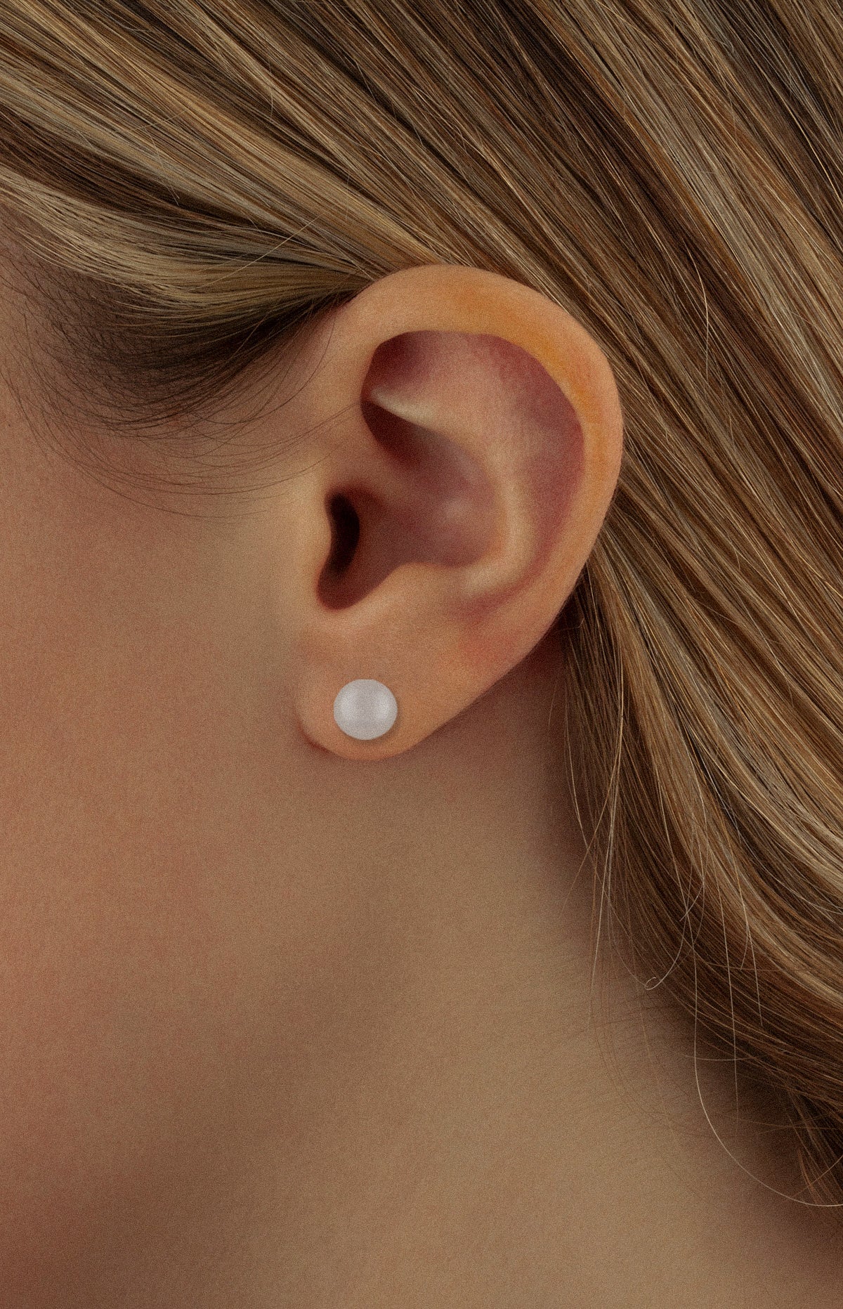14k Gold Pearl Stud Earrings