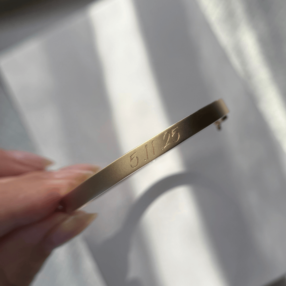 Engravable Gold Bangle Bracelet