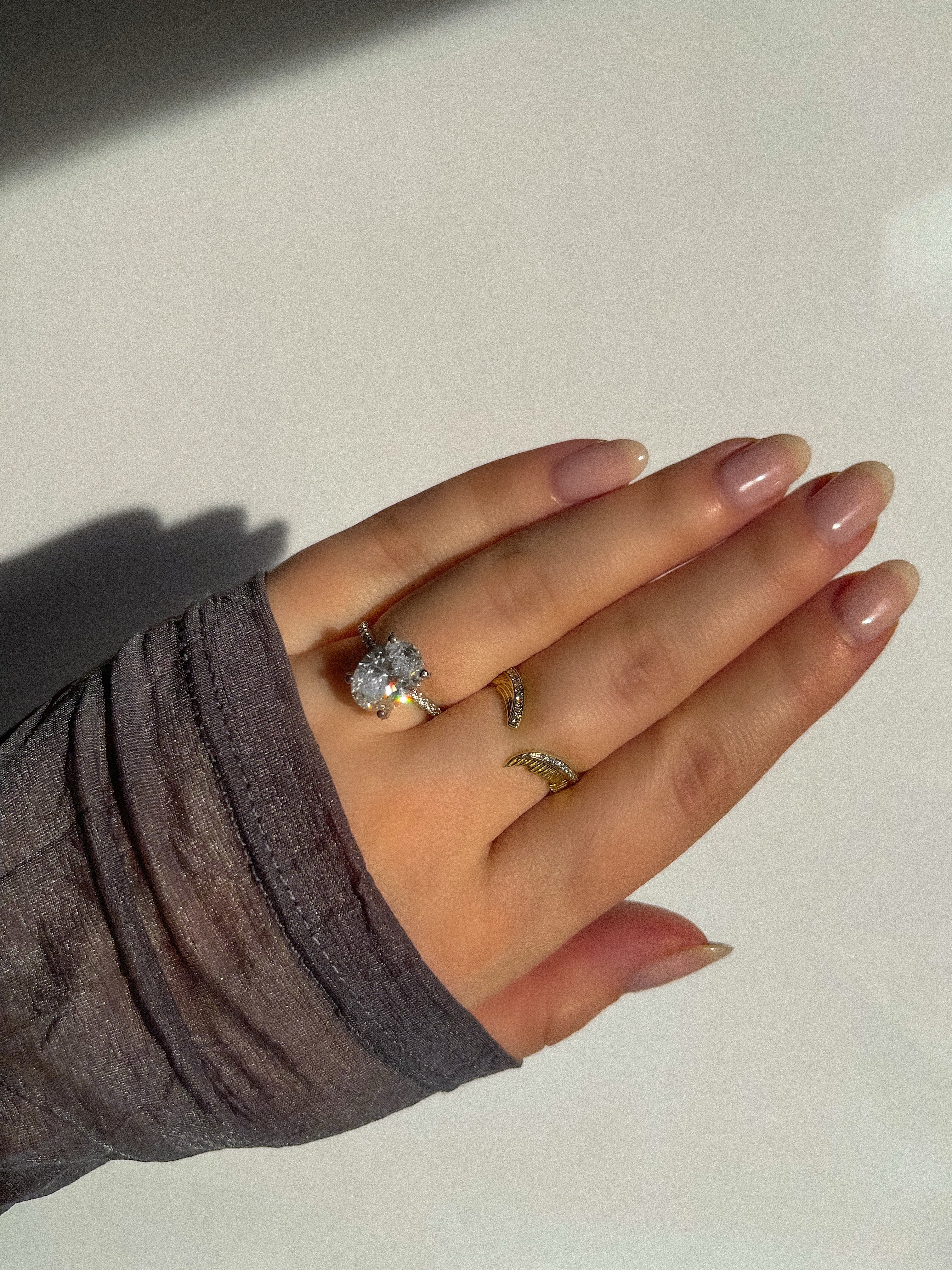 Woman wearing a Feather Diamond Ring