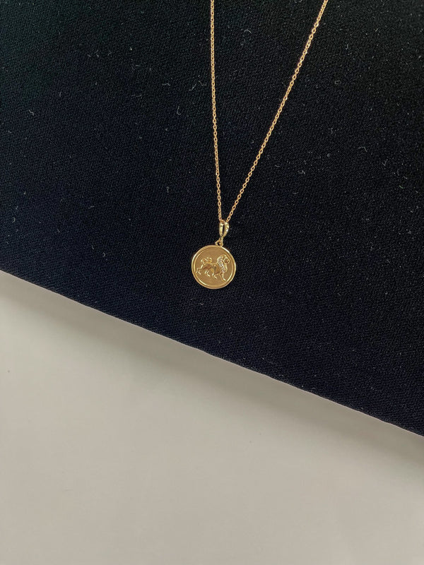 Gold Lion Pendant with Diamonds - YAREMA JEWELRY